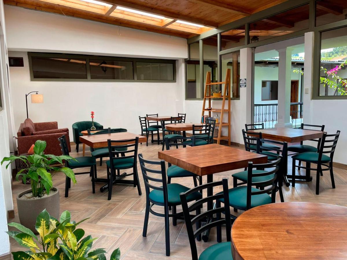 Matalbatz Hotel Coban Bagian luar foto