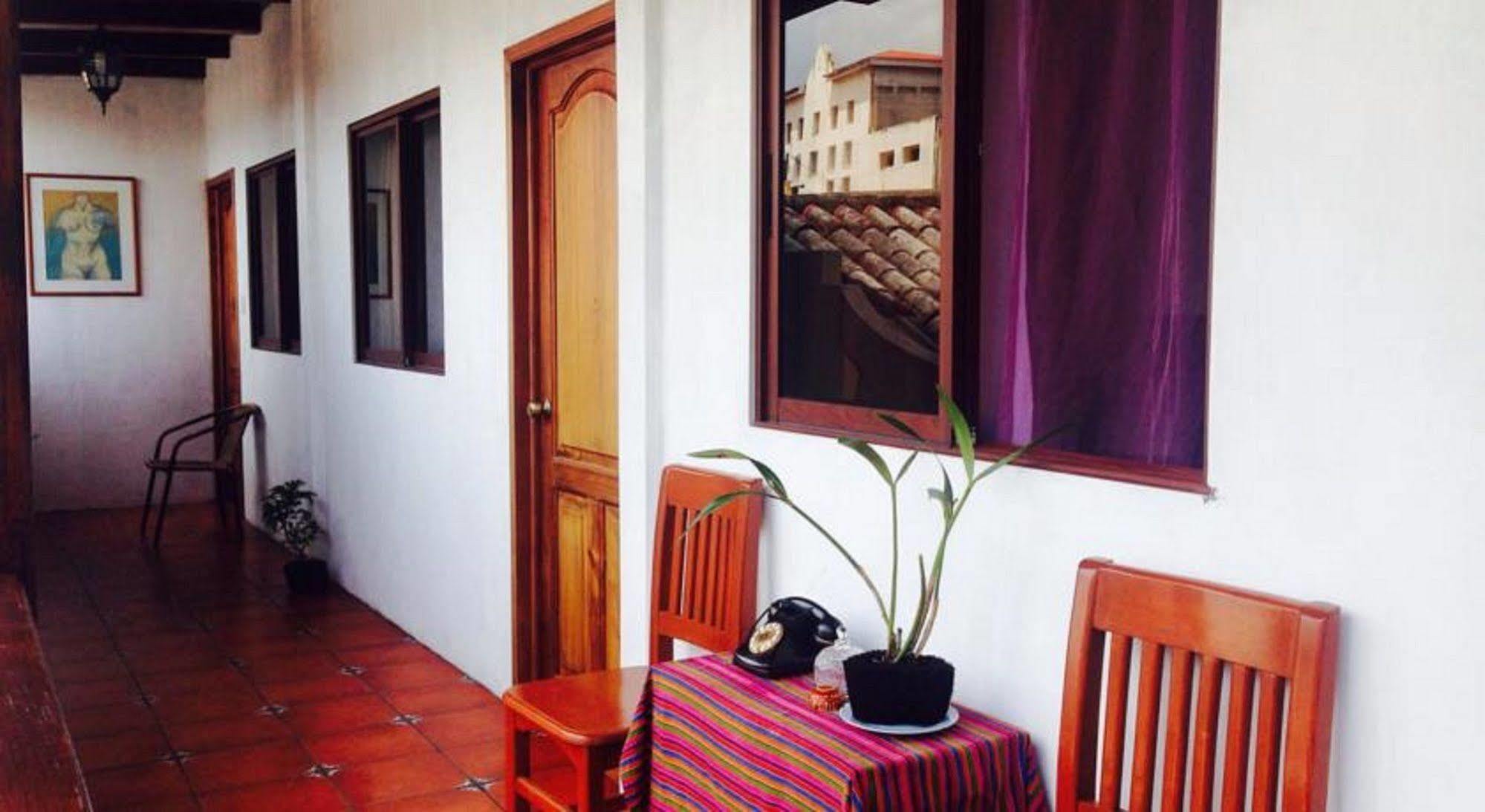Matalbatz Hotel Coban Bagian luar foto